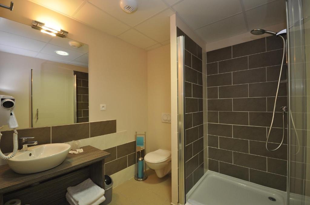 Hotel Caiman Pierrelatte Pokoj fotografie