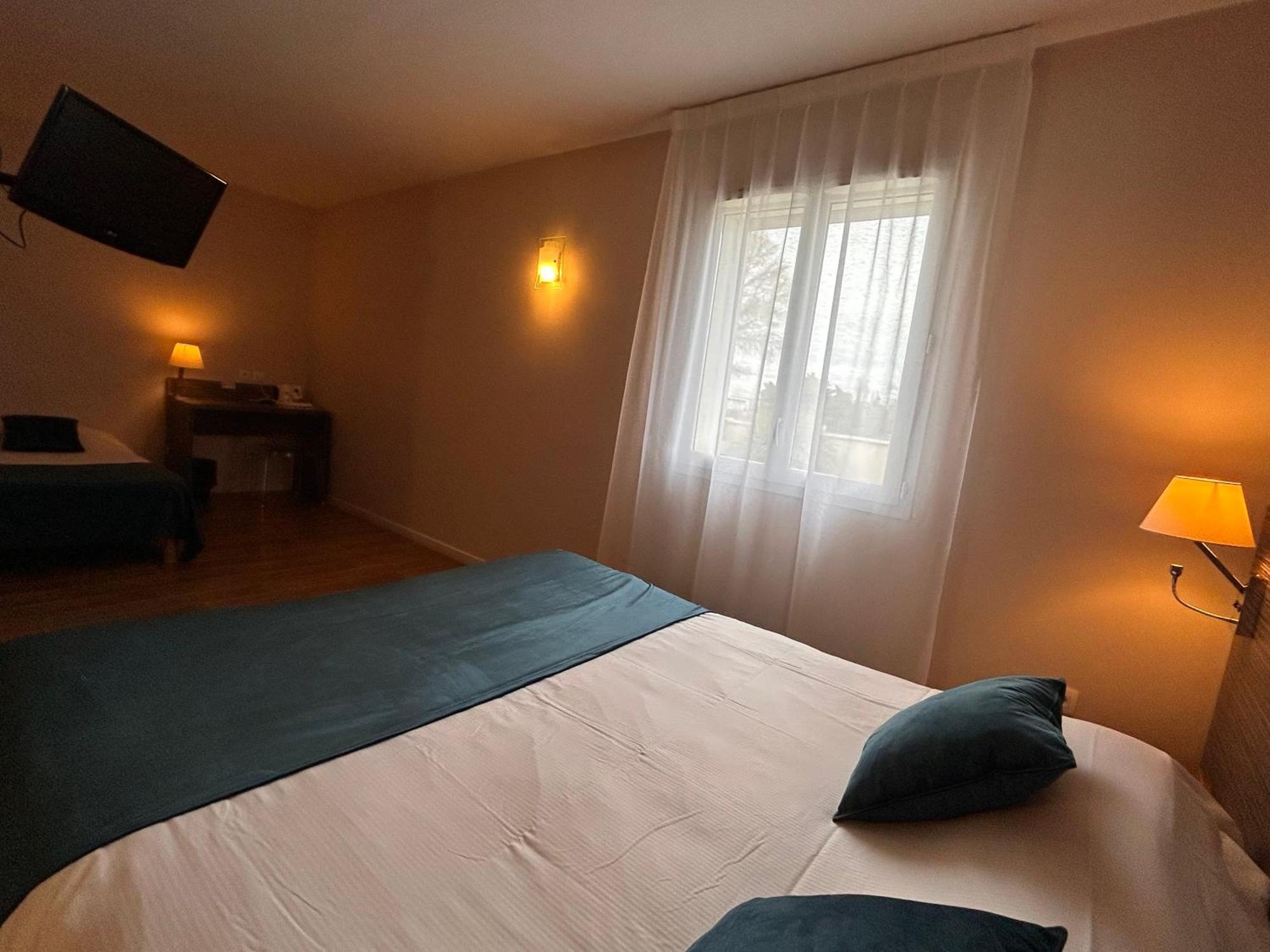 Hotel Caiman Pierrelatte Exteriér fotografie